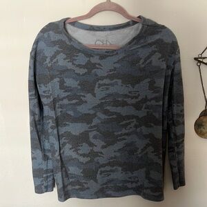 Chaser Blue Camo Sweater 🌵xs